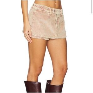 Free People Mini Gala Vanting Low Rise Peekaboo Pink Mini Skort Size 29 nwt